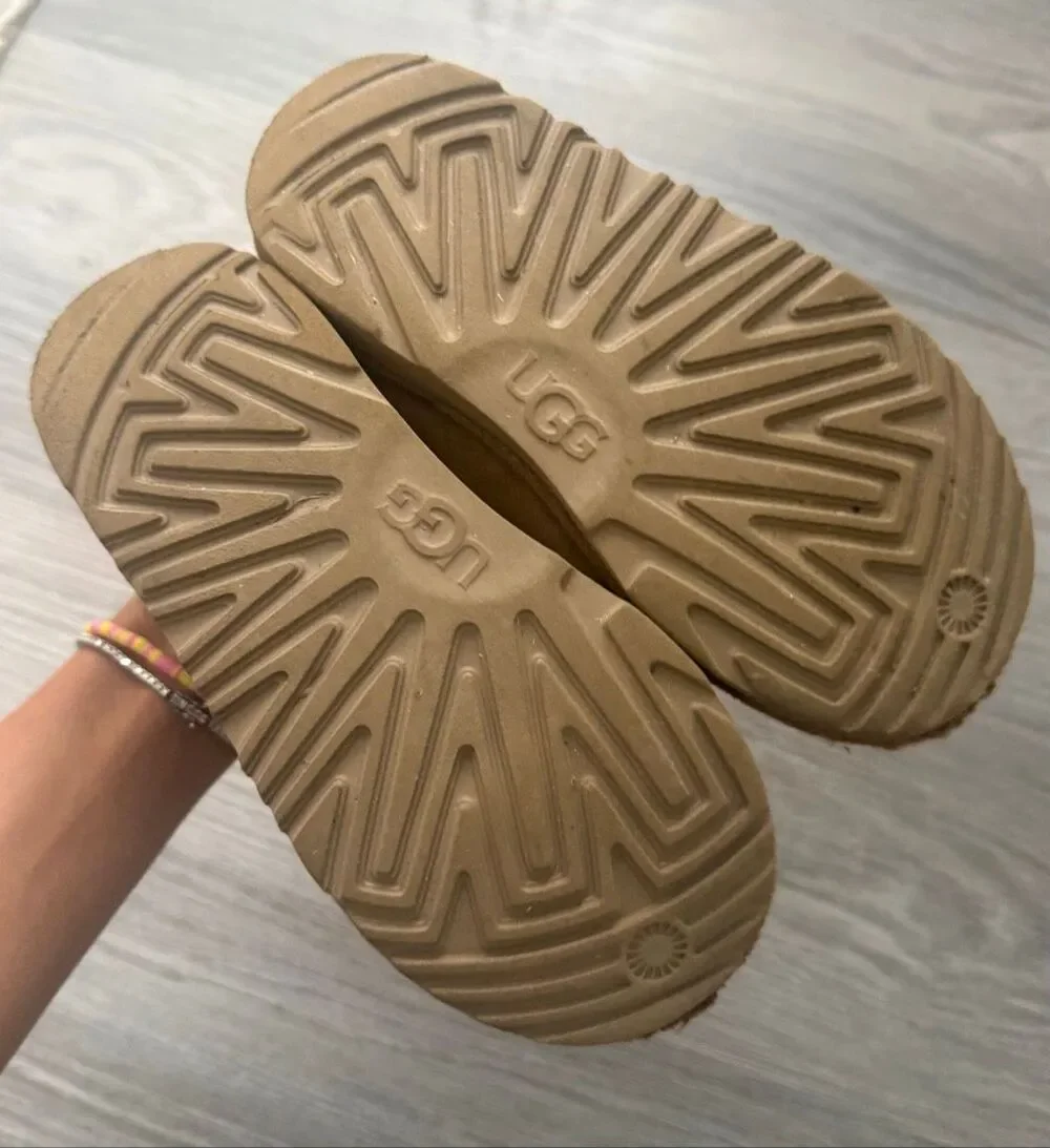 UGG Tasman Slippers Kids Size 1 Chestnut Brown Suede – Good Used Condition